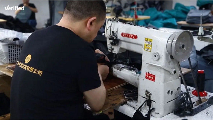 Guangzhou Mingao Leather Goods Co., Ltd. Produktionslinie des Herstellers